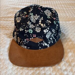 Floral Patterned 5 Panel Hat
